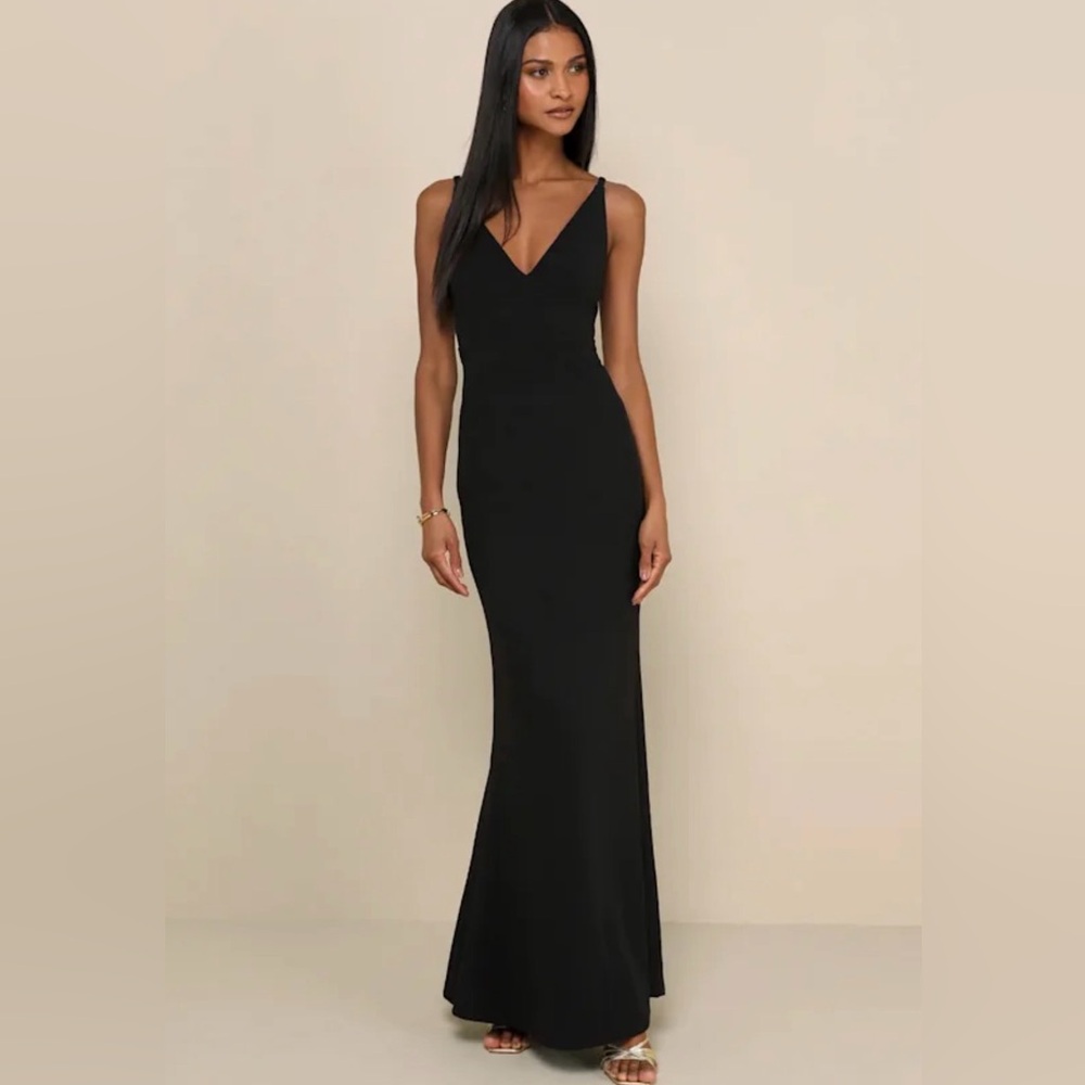Lulu's Melora Black Sleeveless Maxi Dress